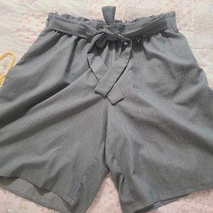 Shorts - Paper bag waist with tie belt